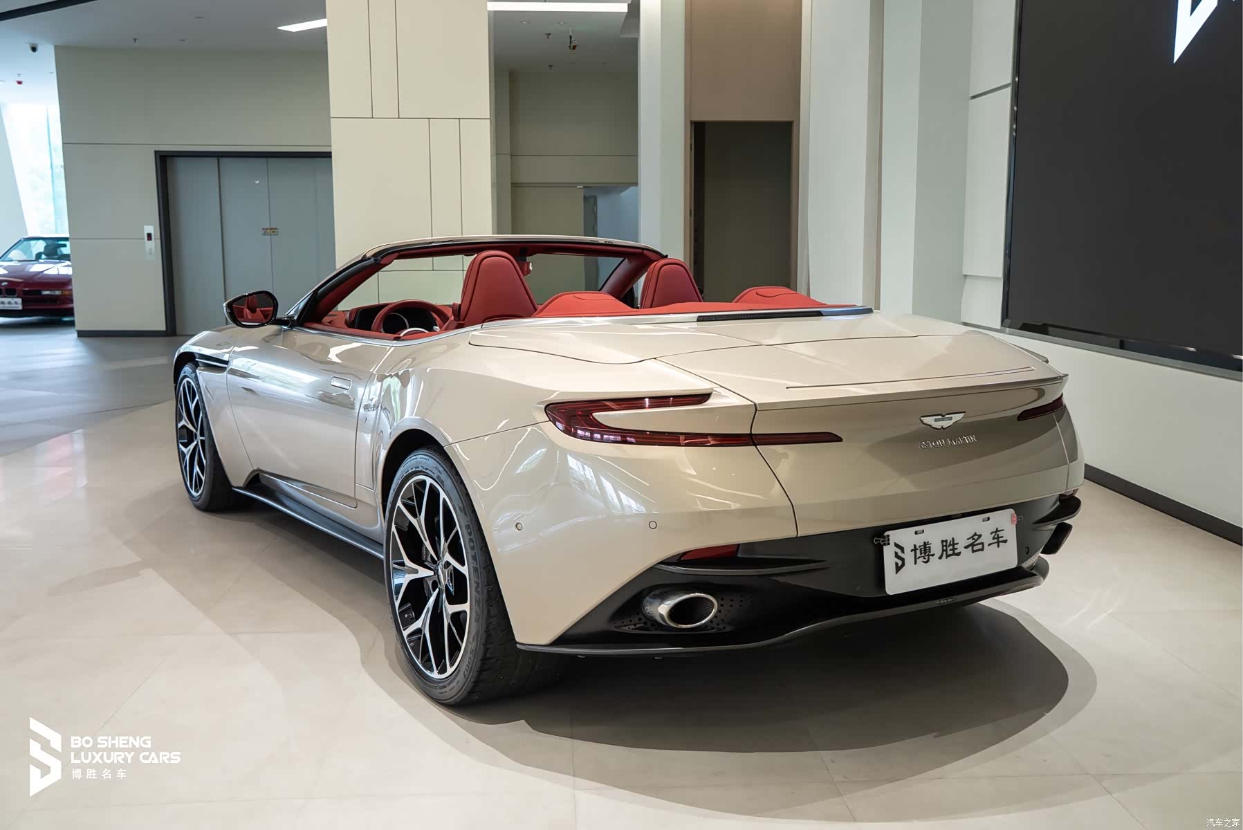 Aston Martin DB11, 2018 18