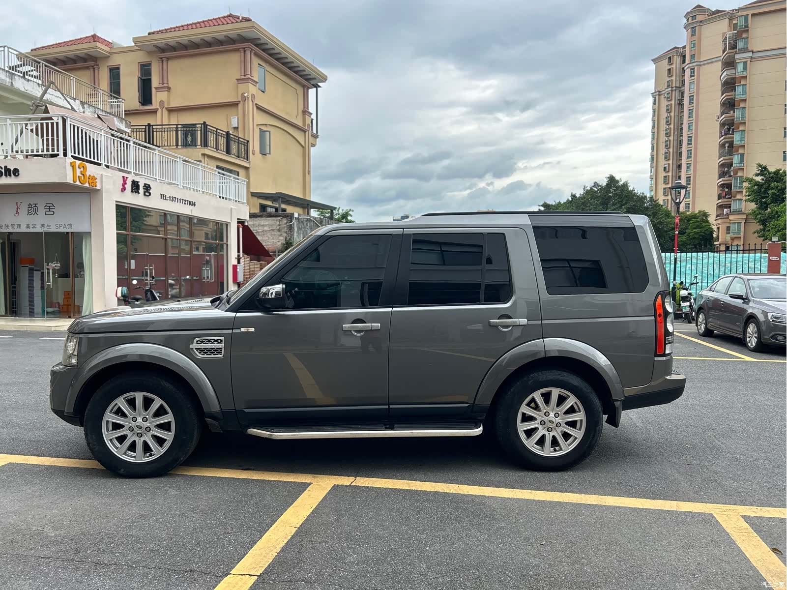 Land Rover Discovery, 2009 4