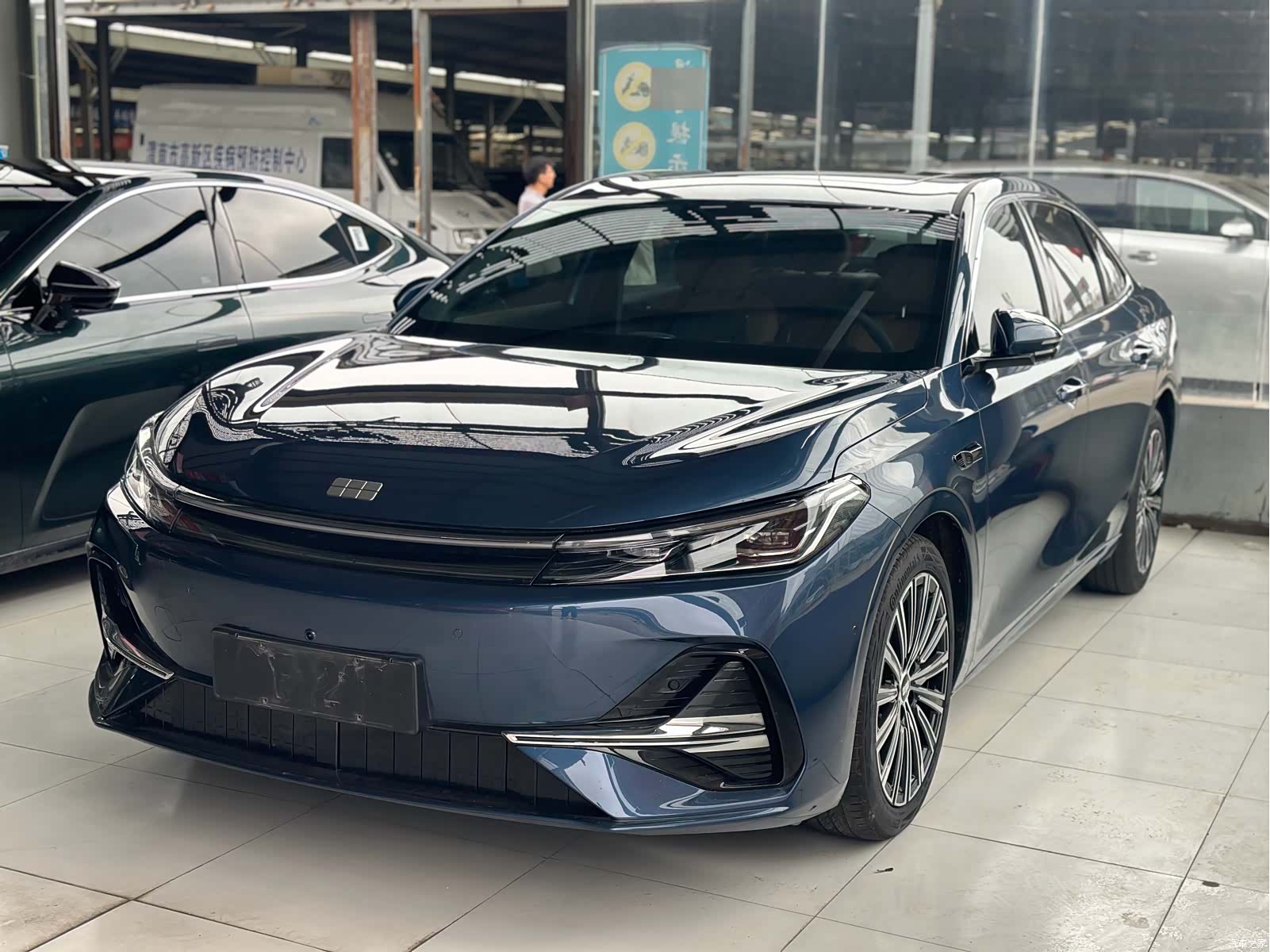 Geely A7
