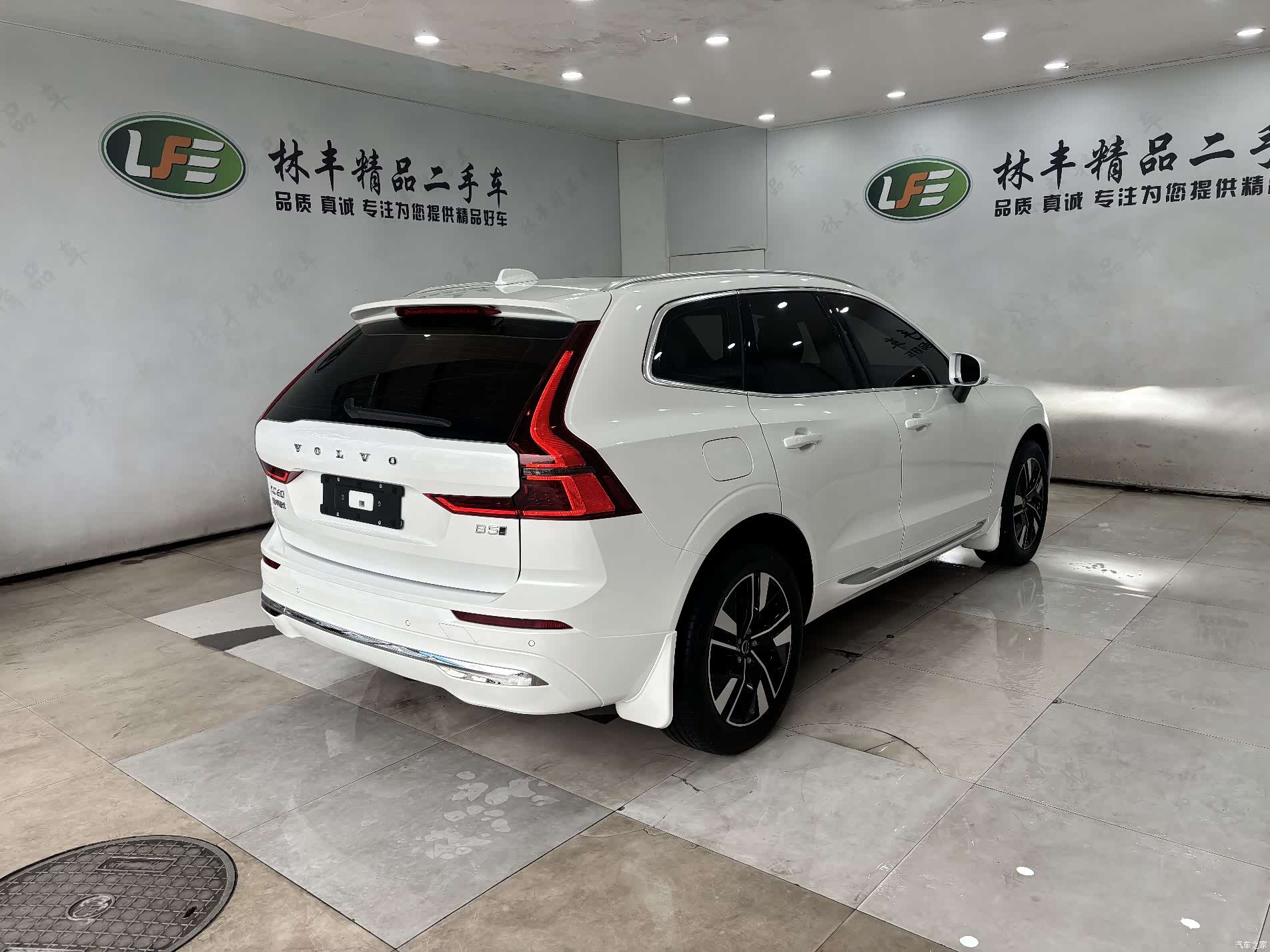 Volvo XC60, 2025 8