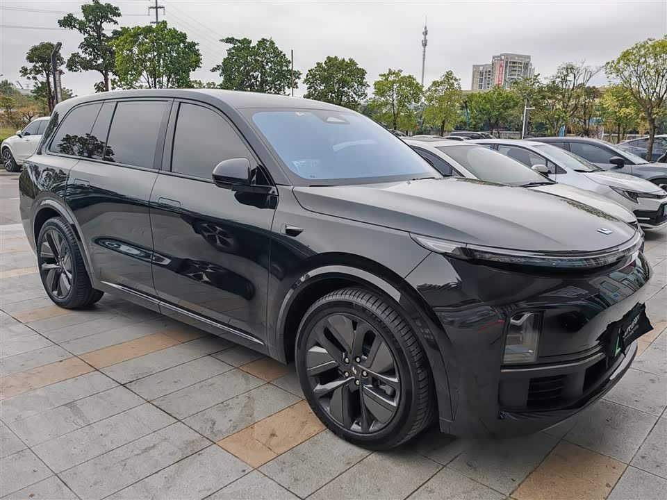 Li Auto Ideal L9