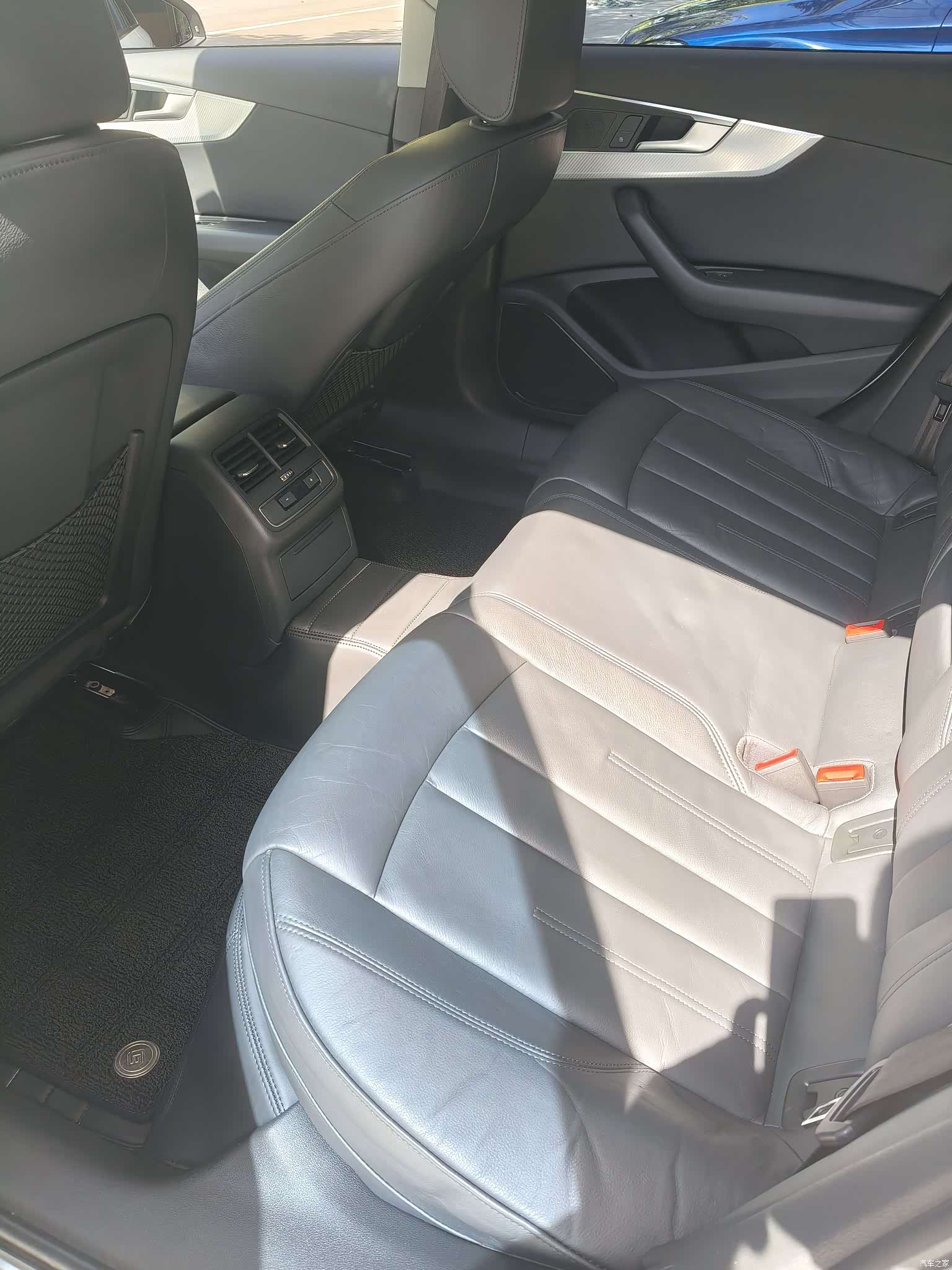 Audi A4L, 2017 8