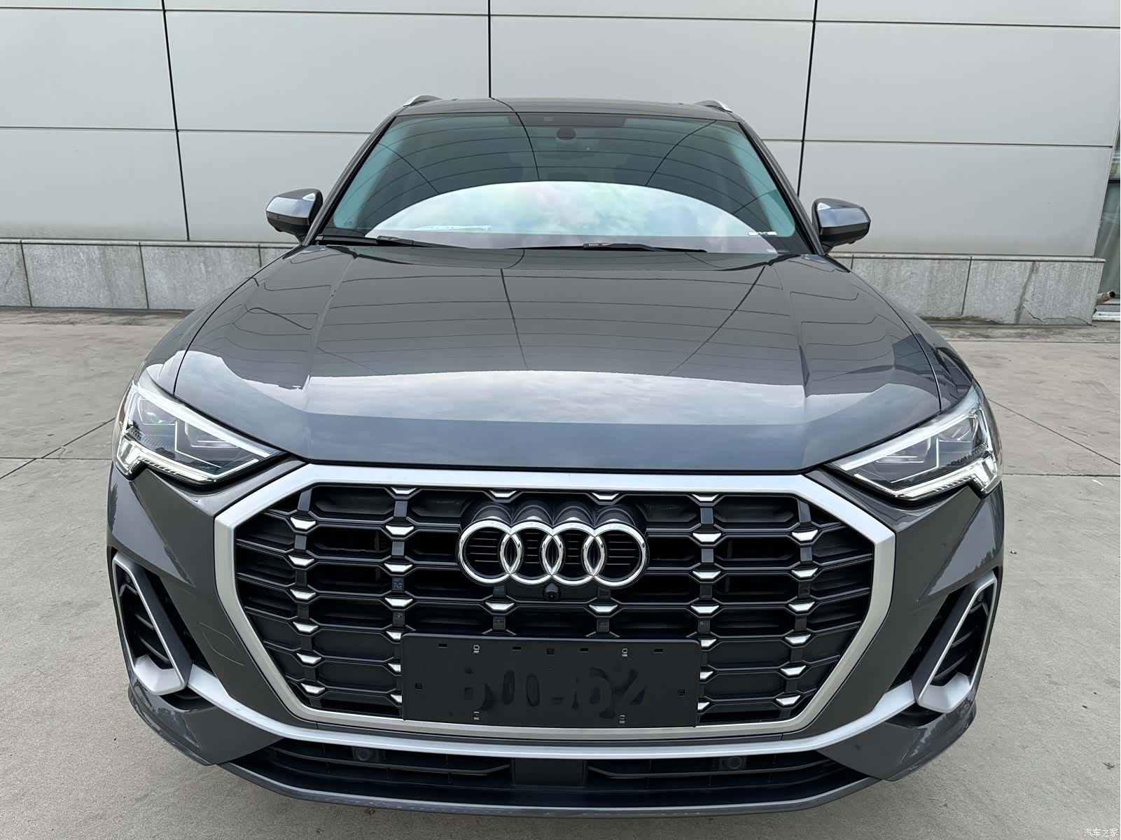 Audi Q3, 2022 2