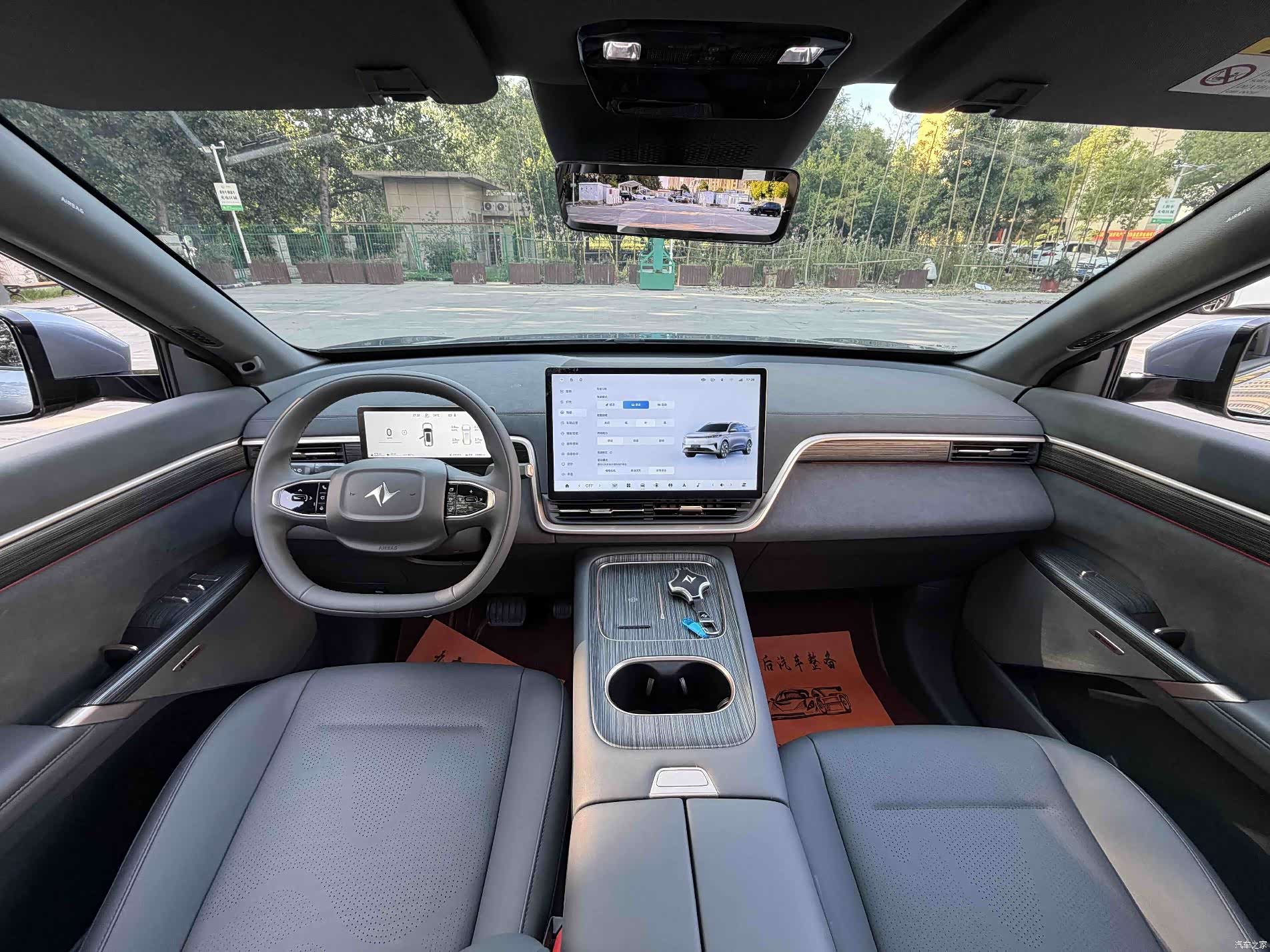 DongFeng eπ008, 2025 12