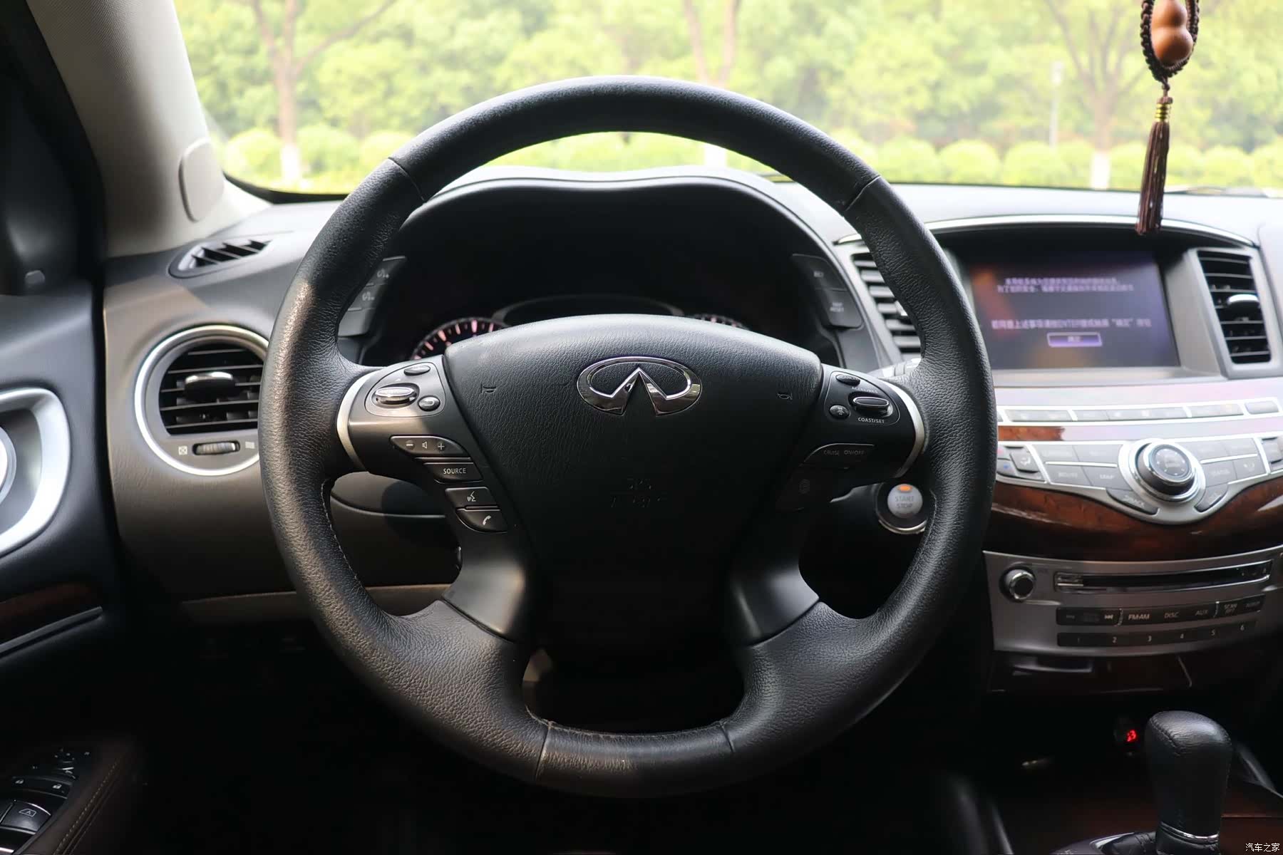 Infiniti JX35, 2013 21