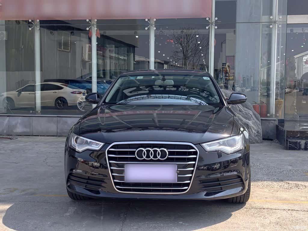 Audi A6L, 2015 25
