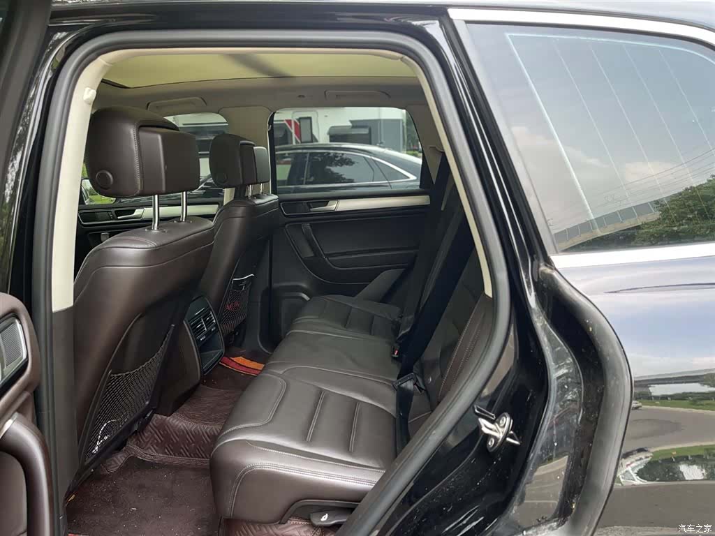 Volkswagen Touareg, 2016 13