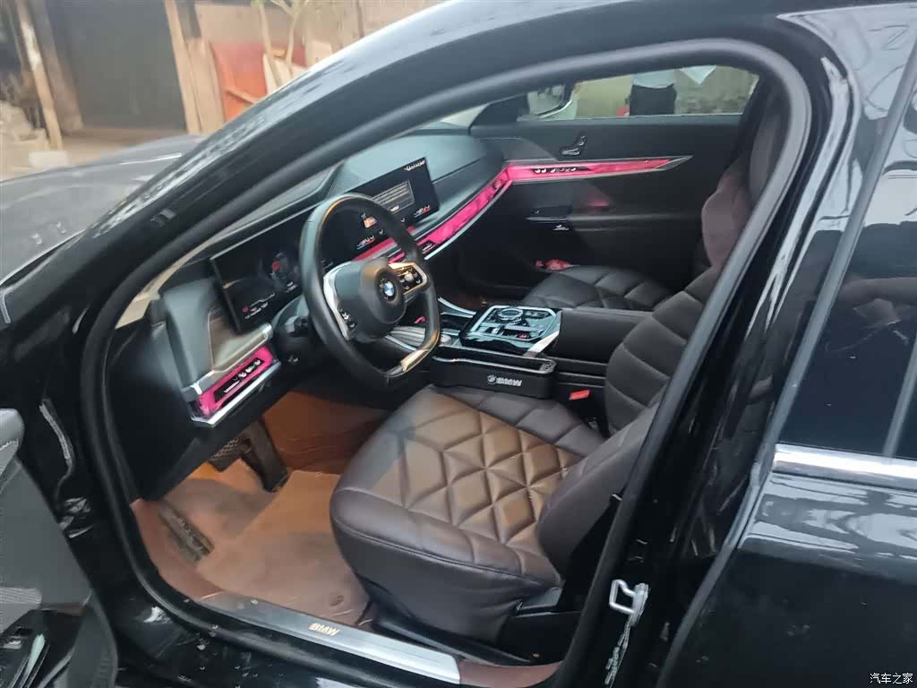 BMW 7 Series, 2023 2