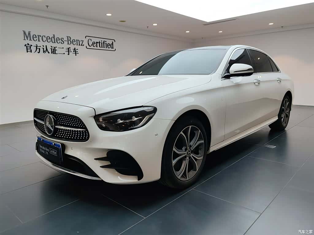 Mercedes-Benz E-Class, 2023 1