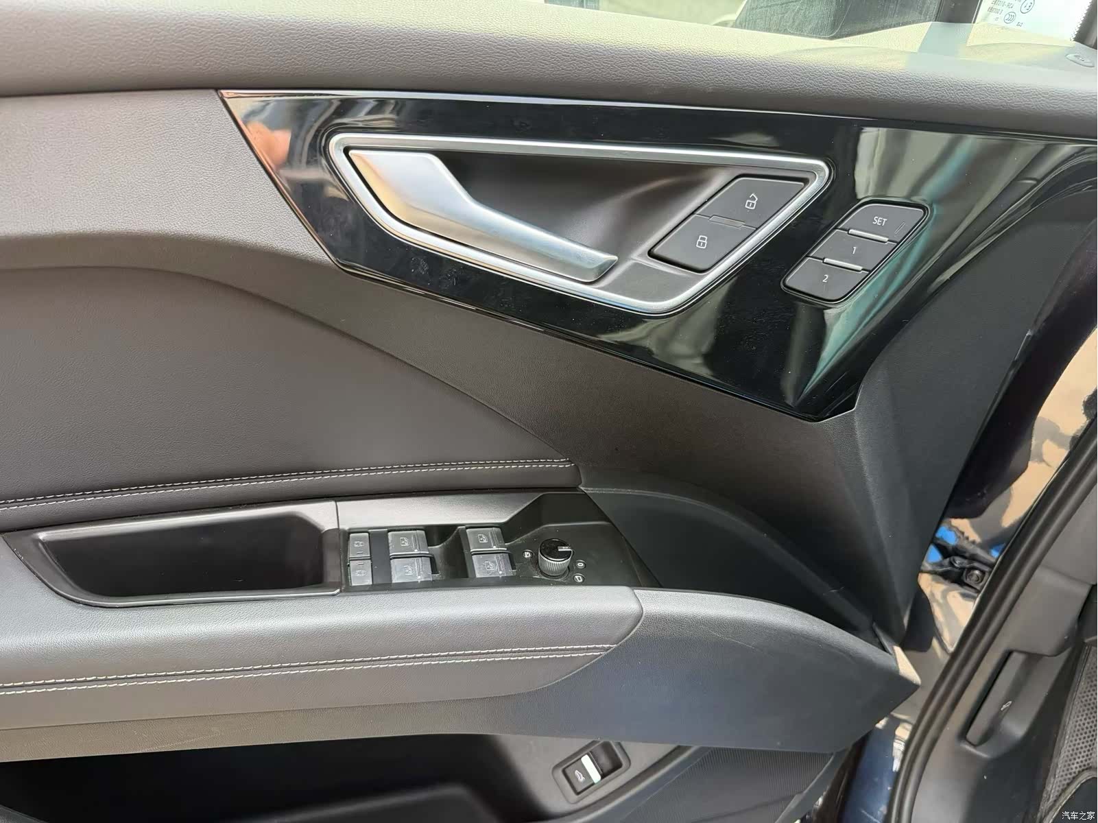 Audi Q4 e-tron, 2024 9