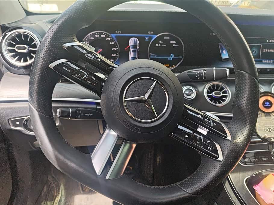 Mercedes-Benz E-class Mercedes-Benz E-class