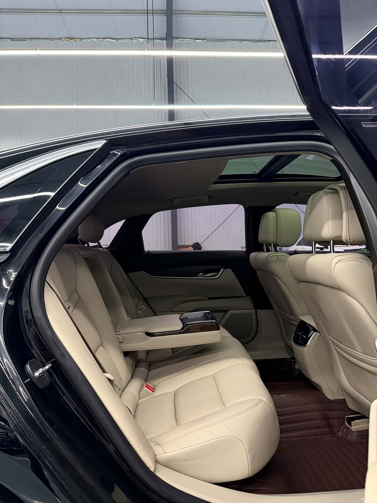 Cadillac XTS, 2014 все фото