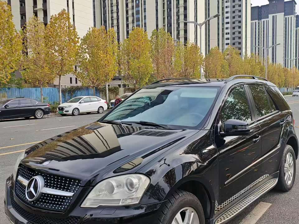 Mercedes-Benz M class