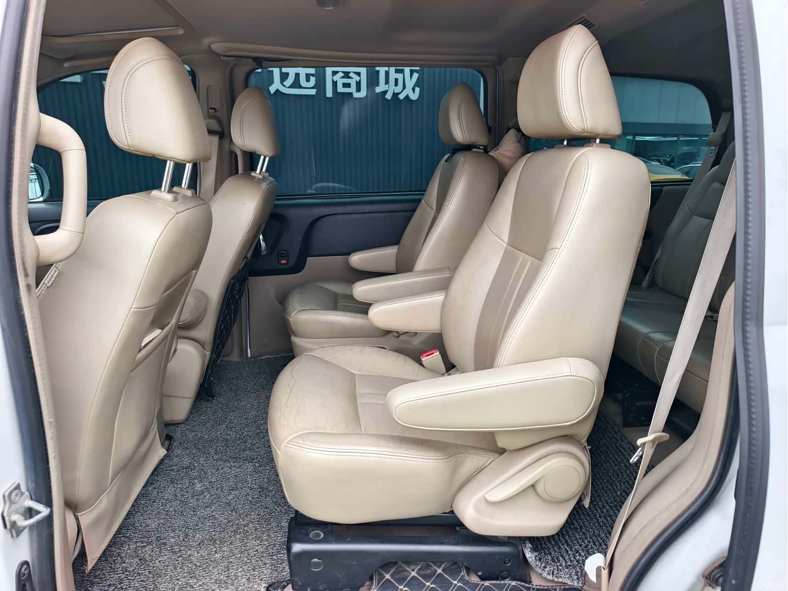 Buick GL8, 2015 11