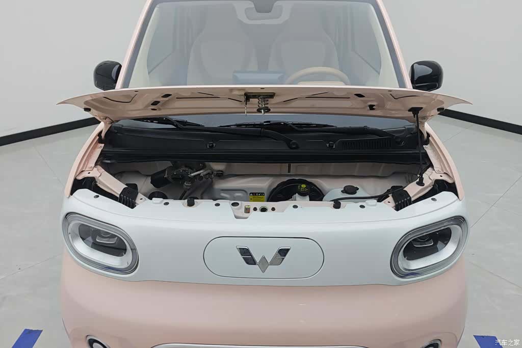 Wuling MINIEV, 2024 10