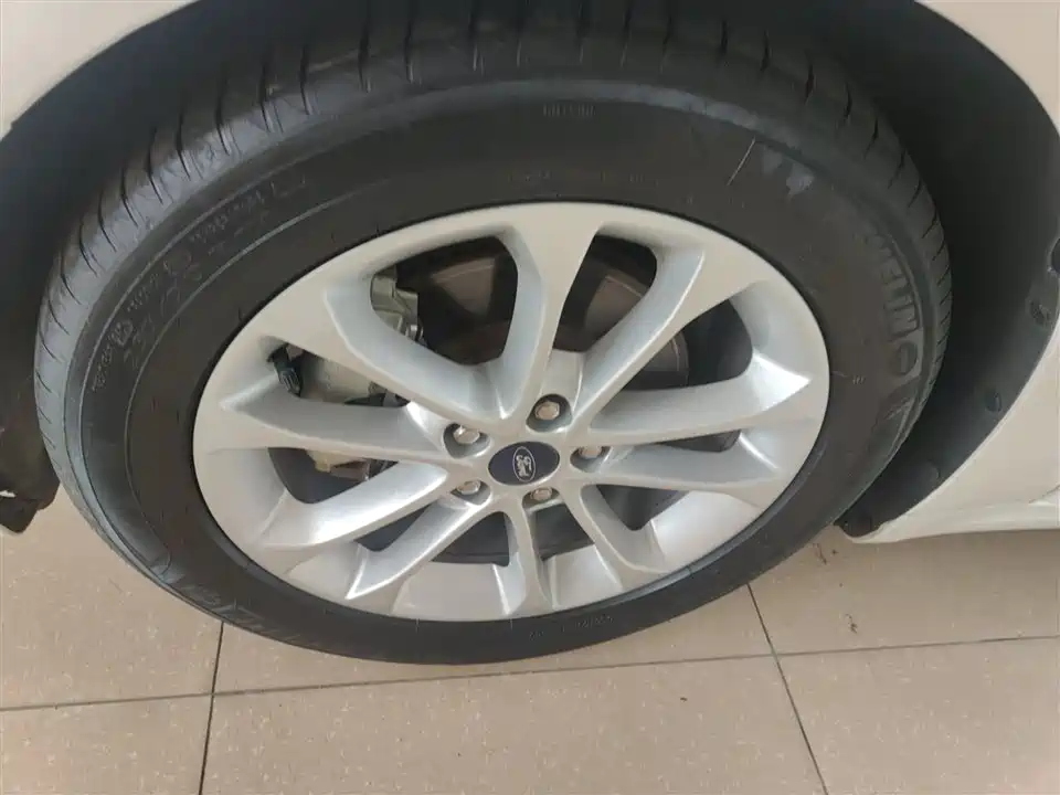 Ford Mondeo Ford Mondeo