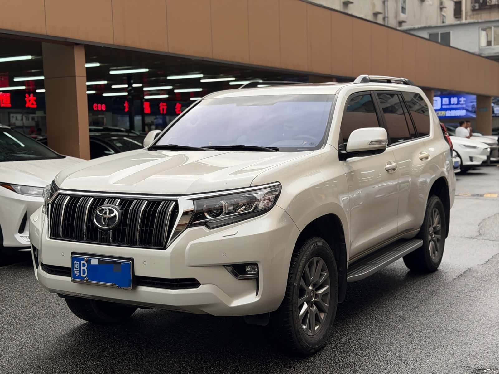 Toyota Prado
