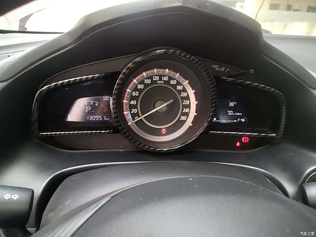 Mazda Mazda3, 2014 12