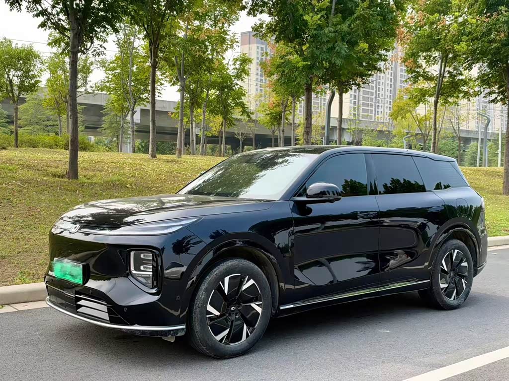 Changan Q07 2025 215 Luxury