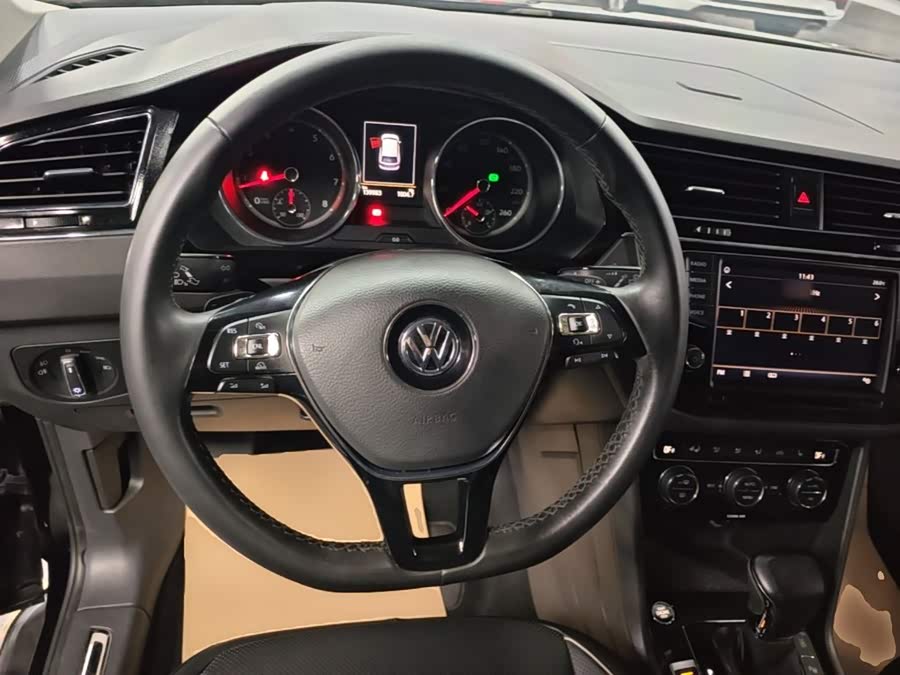 Volkswagen Tiguan L 2018, фото 10