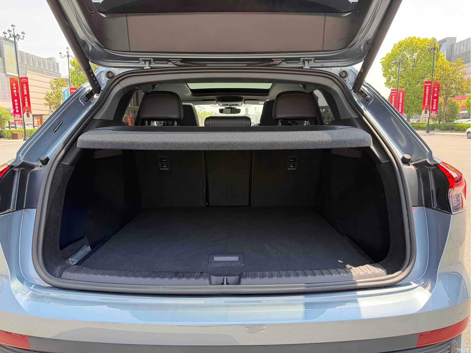 Audi Q4 e-tron, 2024 16