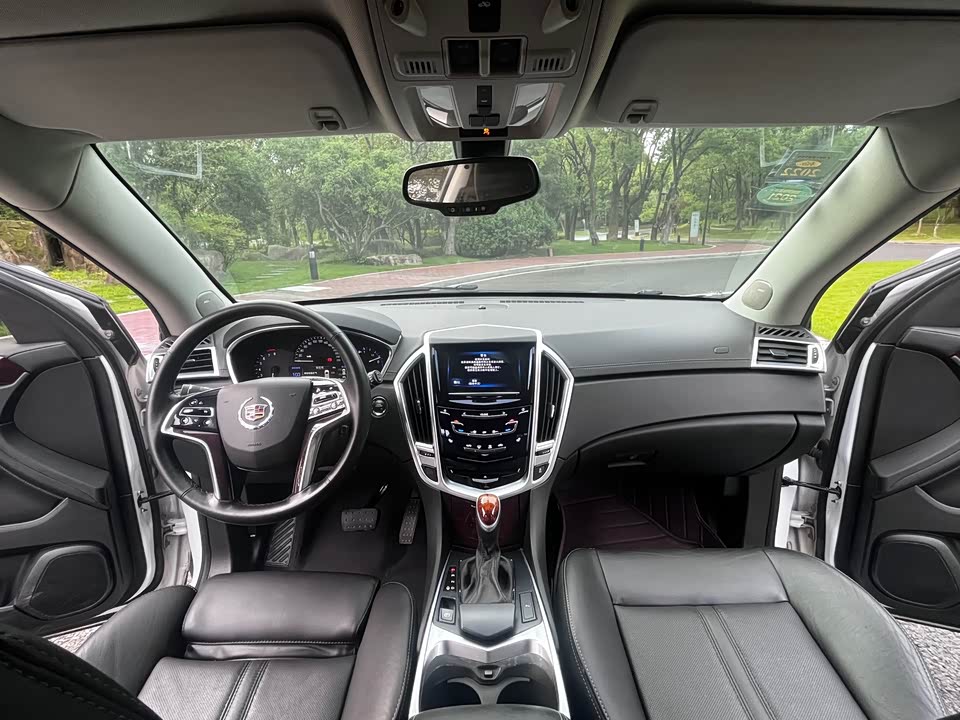Cadillac SRX