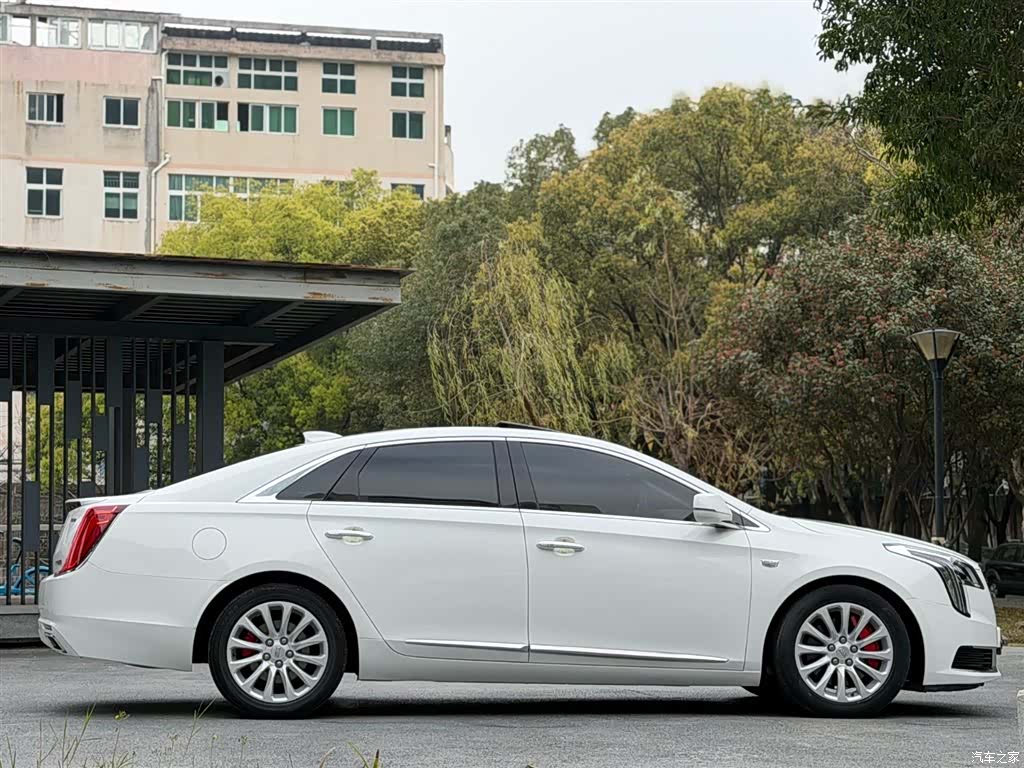 Cadillac XTS, 2019 7