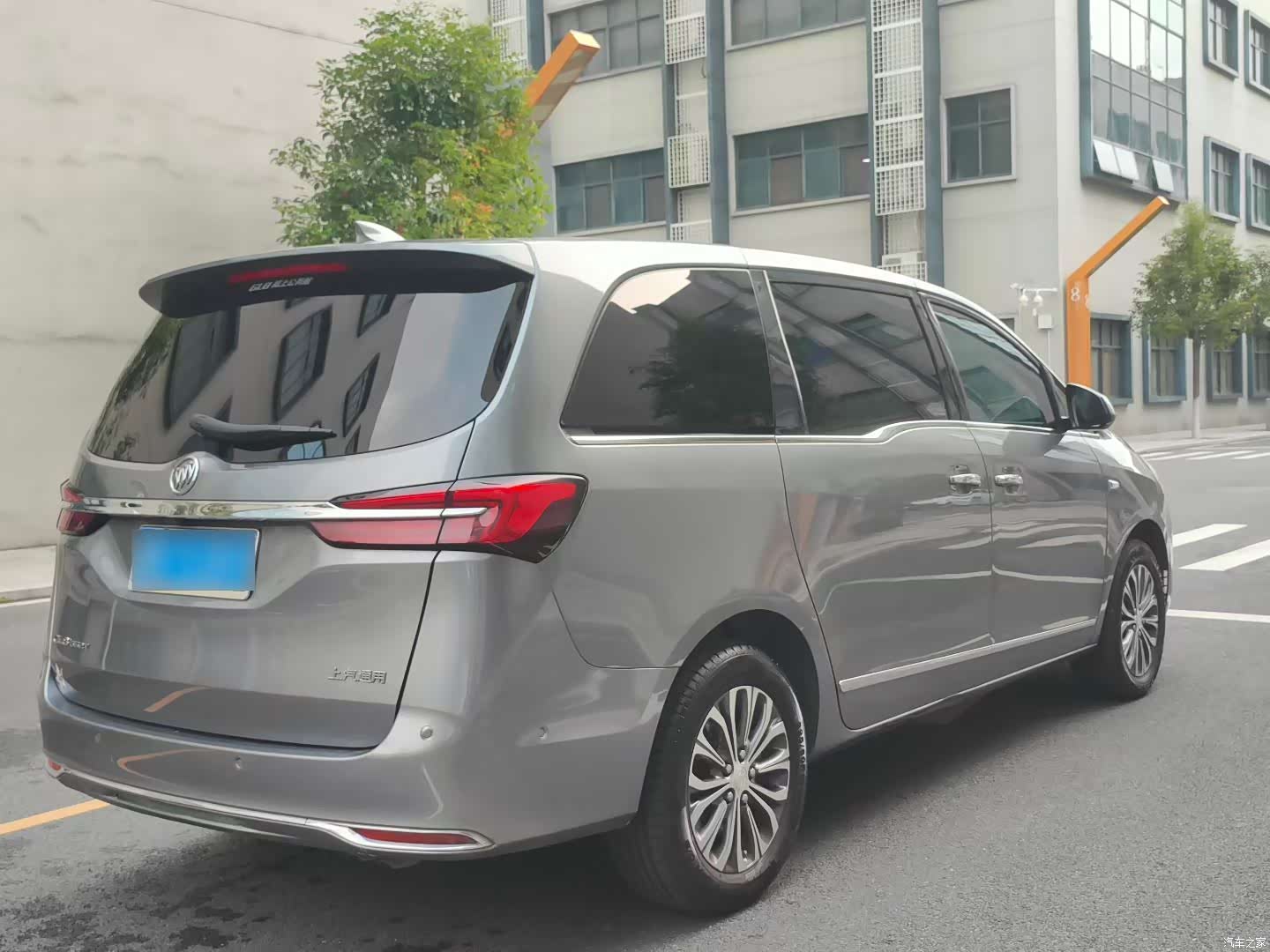 Buick GL8, 2021 4