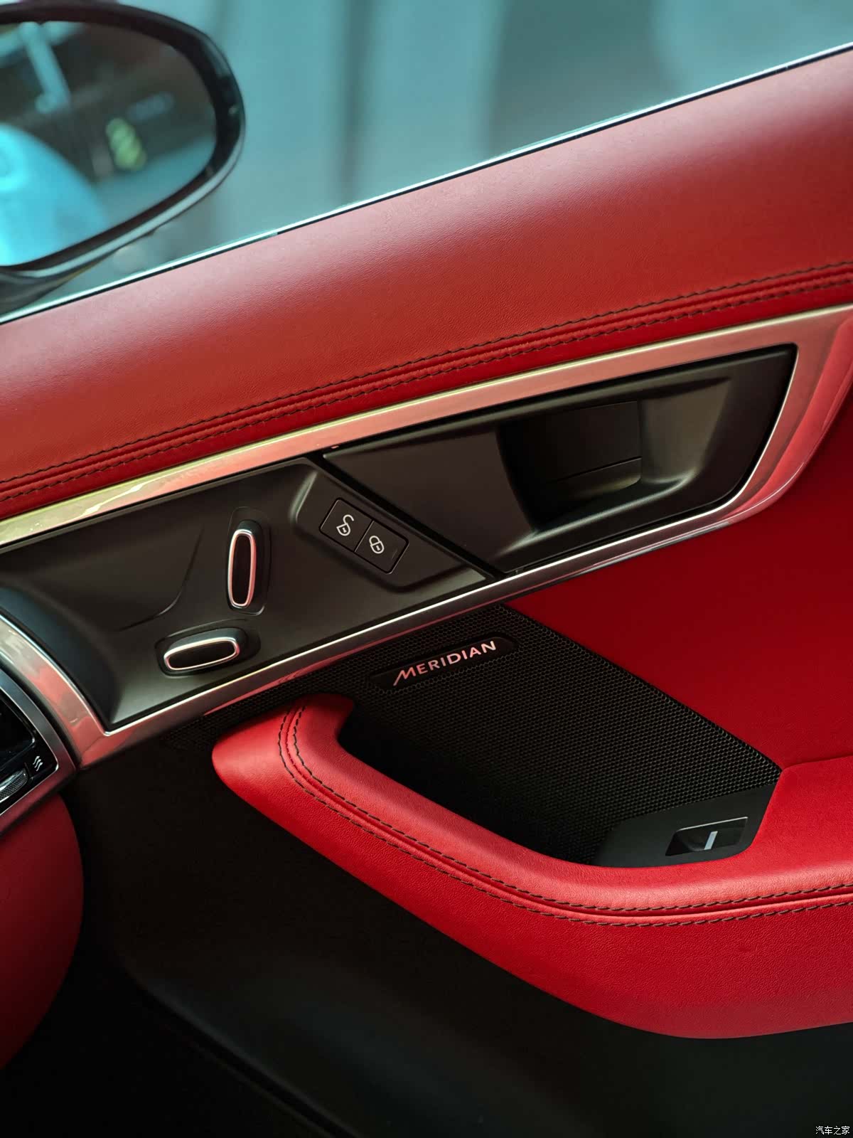 Jaguar F-TYPE, 2018 7