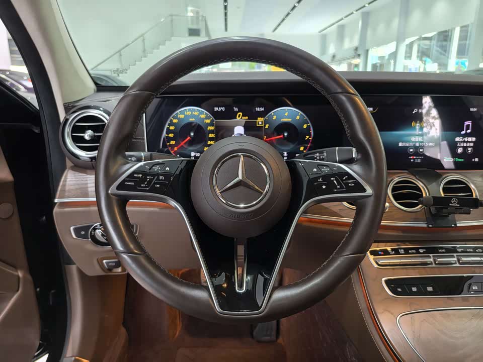 Mercedes-Benz E-class Mercedes-Benz E-class