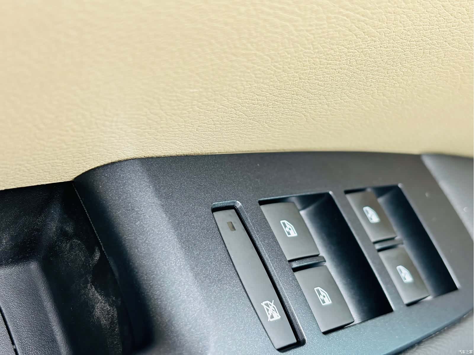 Buick GL8, 2023 8