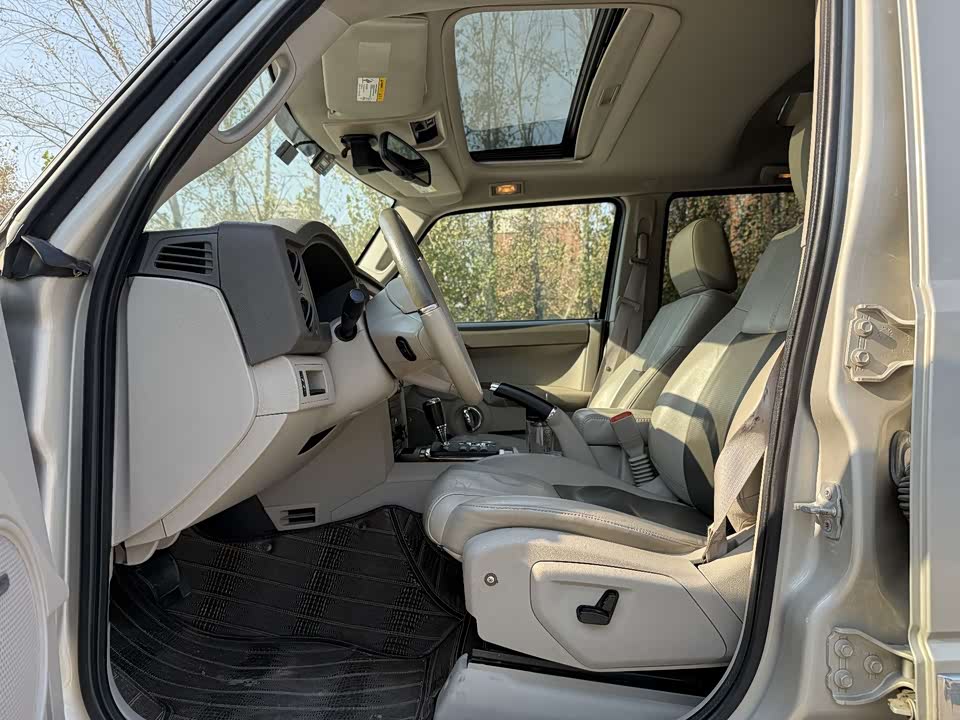 Jeep Commander Classic Jeep Commander Classic