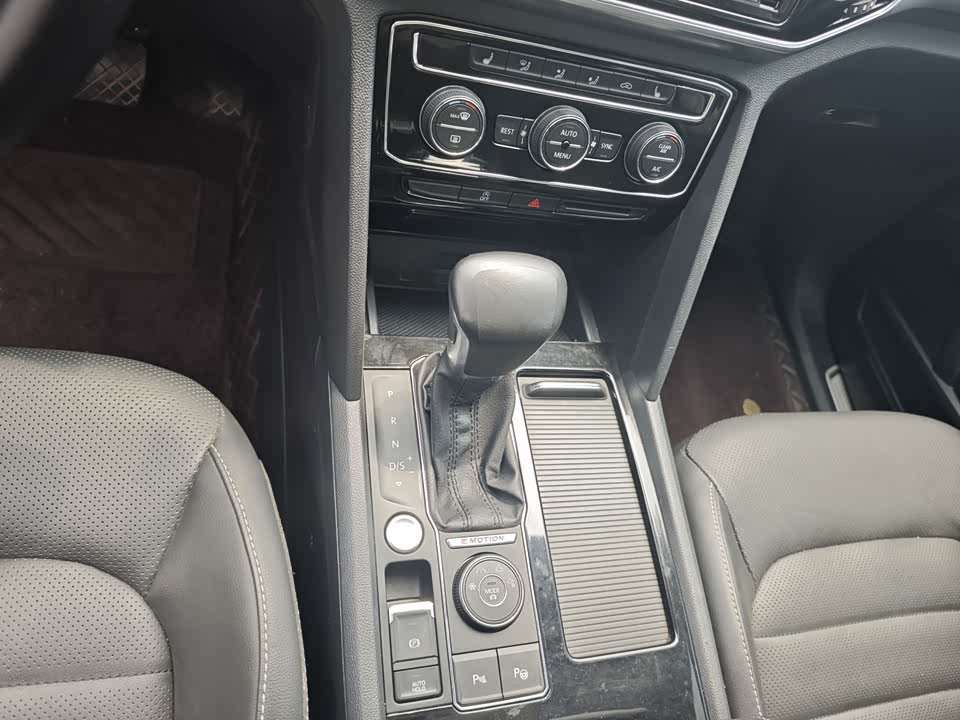 Volkswagen Tourang Volkswagen Tourang