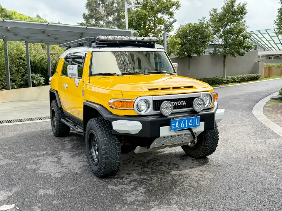 Toyota FJ Cool Luze