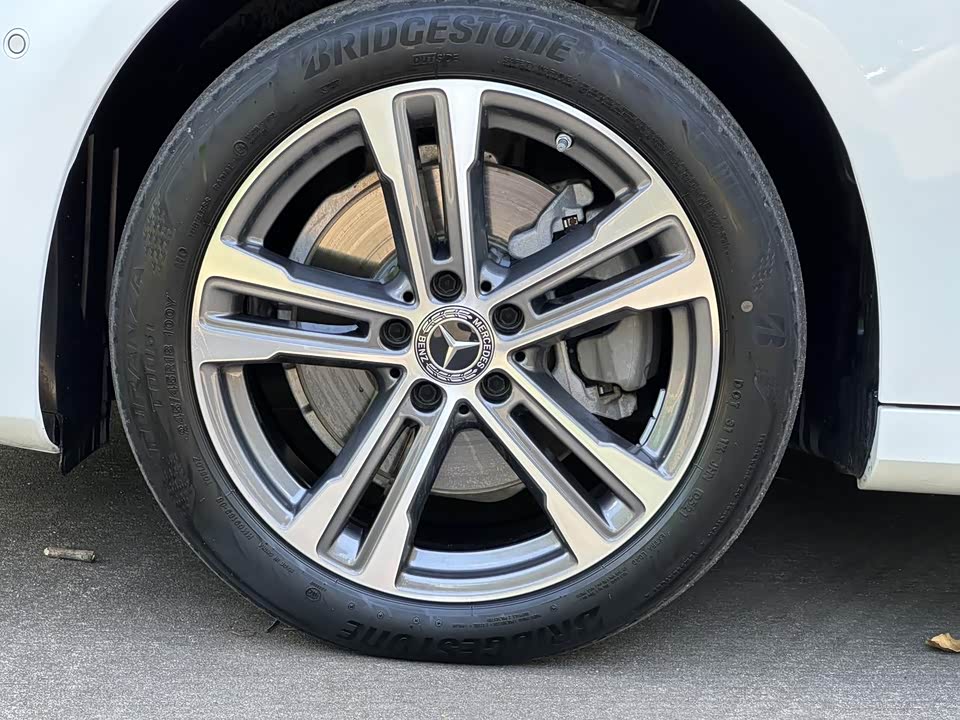 Mercedes-Benz E-class Mercedes-Benz E-class