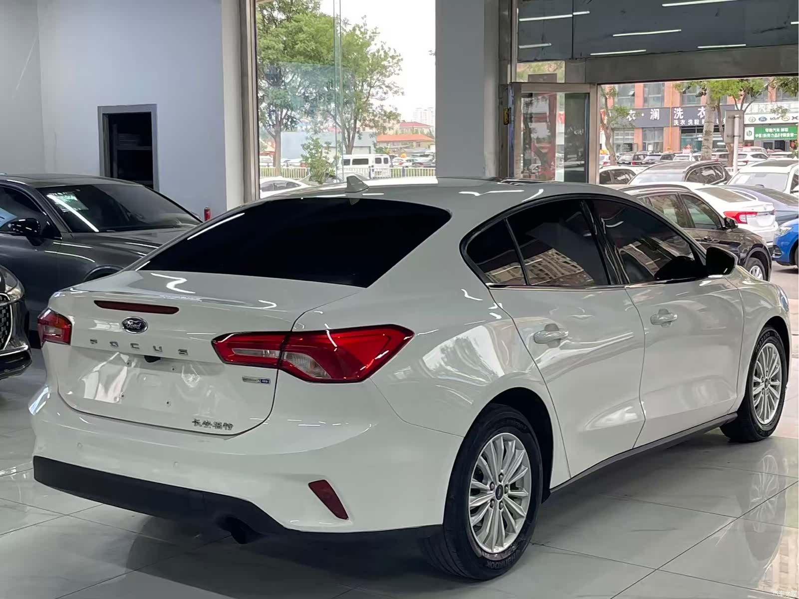 Ford Focus, 2019 6