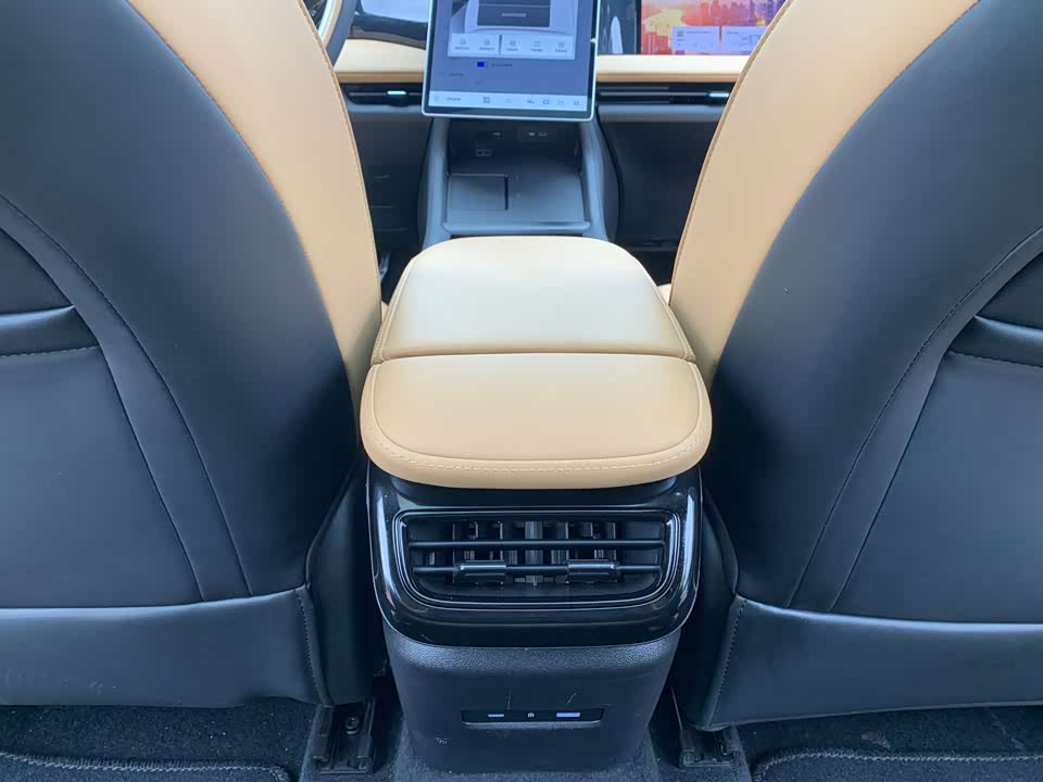 Geely Galaxy Galaxy L7