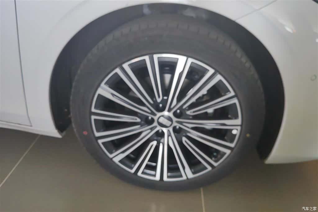 Geely A7, 2026 6