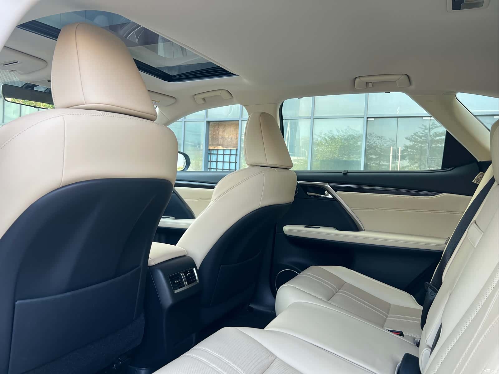 Lexus RX, 2025 16