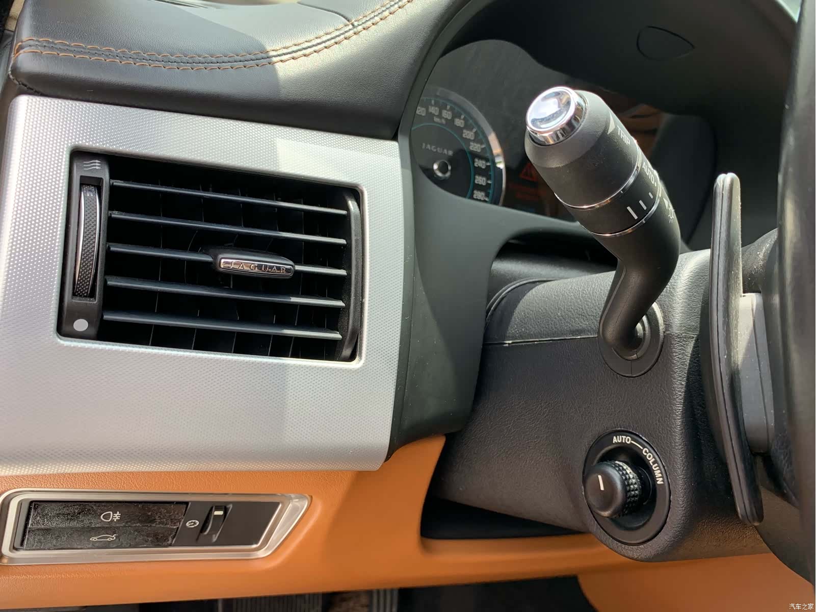 Jaguar XF, 2013 21