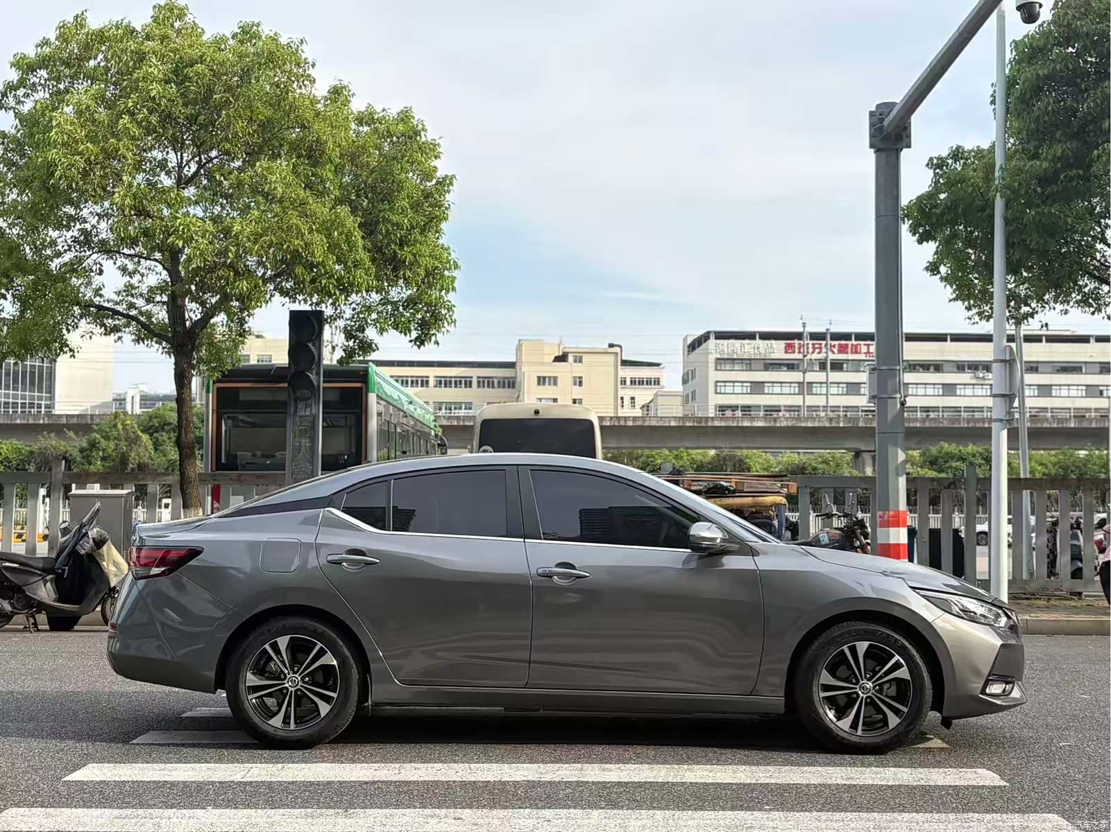 Nissan Sylphy, 2021 4