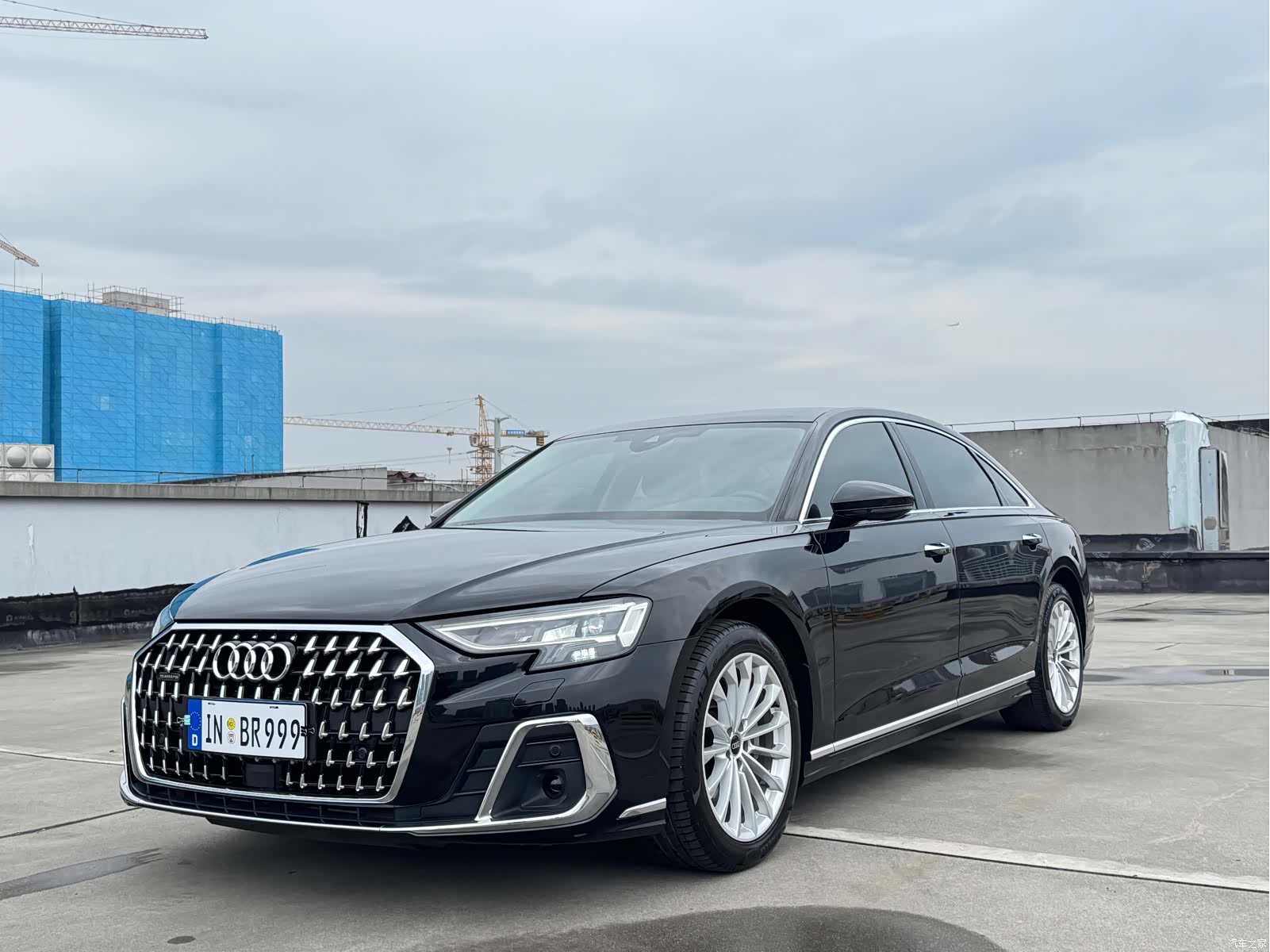 Audi A8L, 2023 1