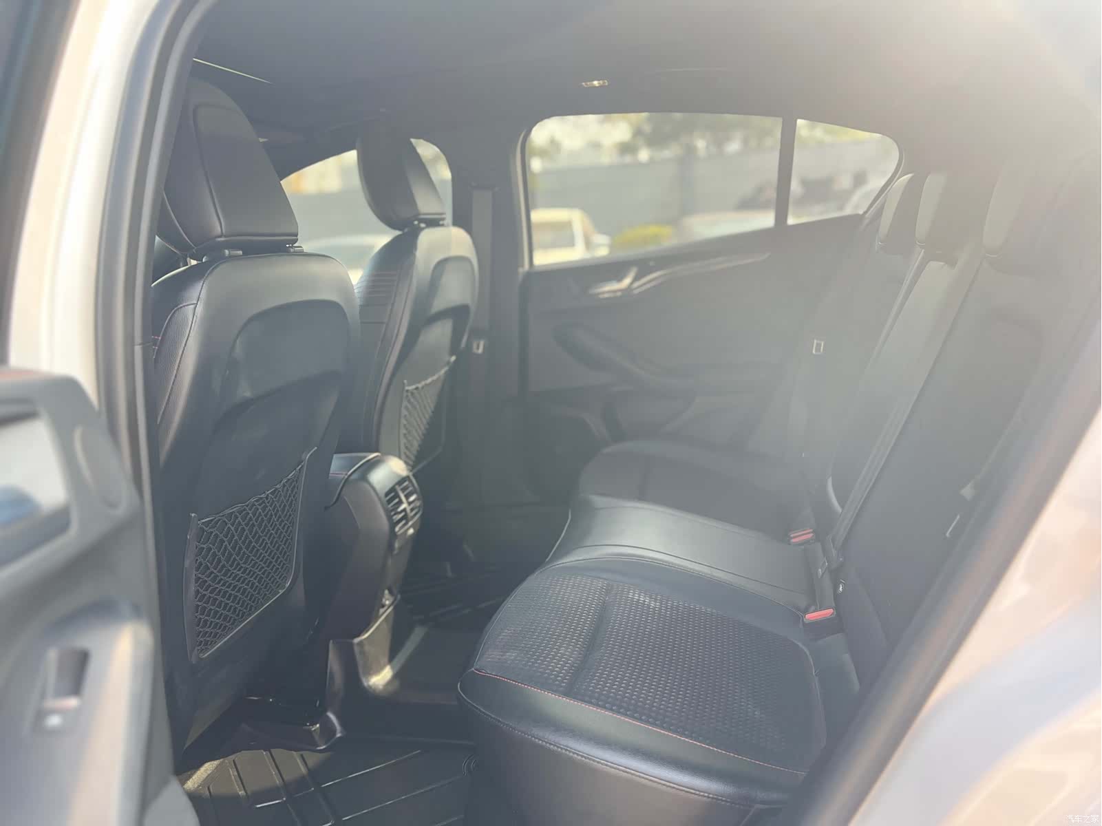 Ford Focus, 2021 7