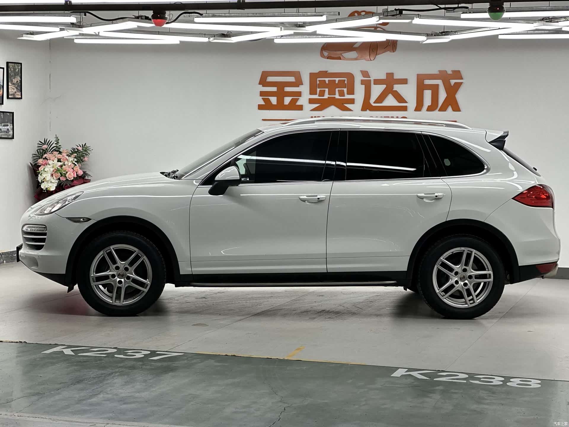 Porsche Cayenne, 2013 8