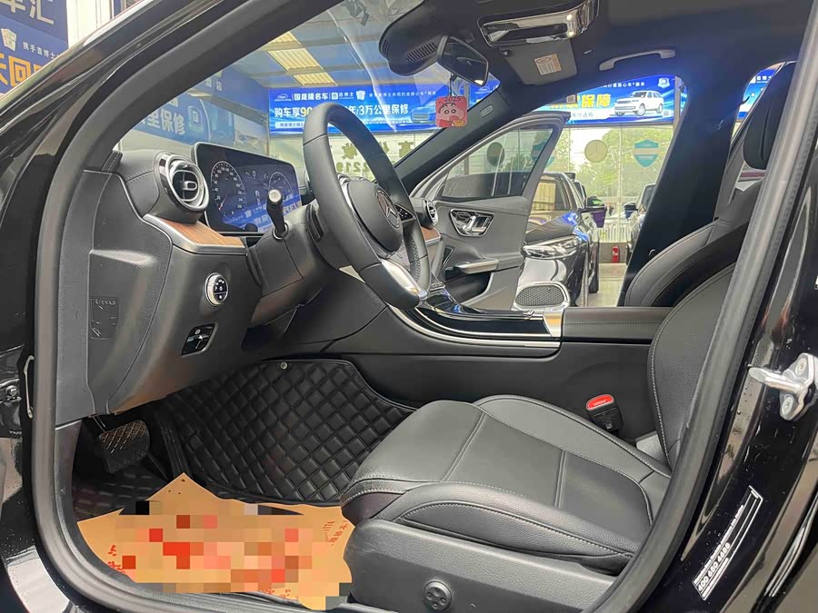 Mercedes-Benz C-Class 2023, фото 8