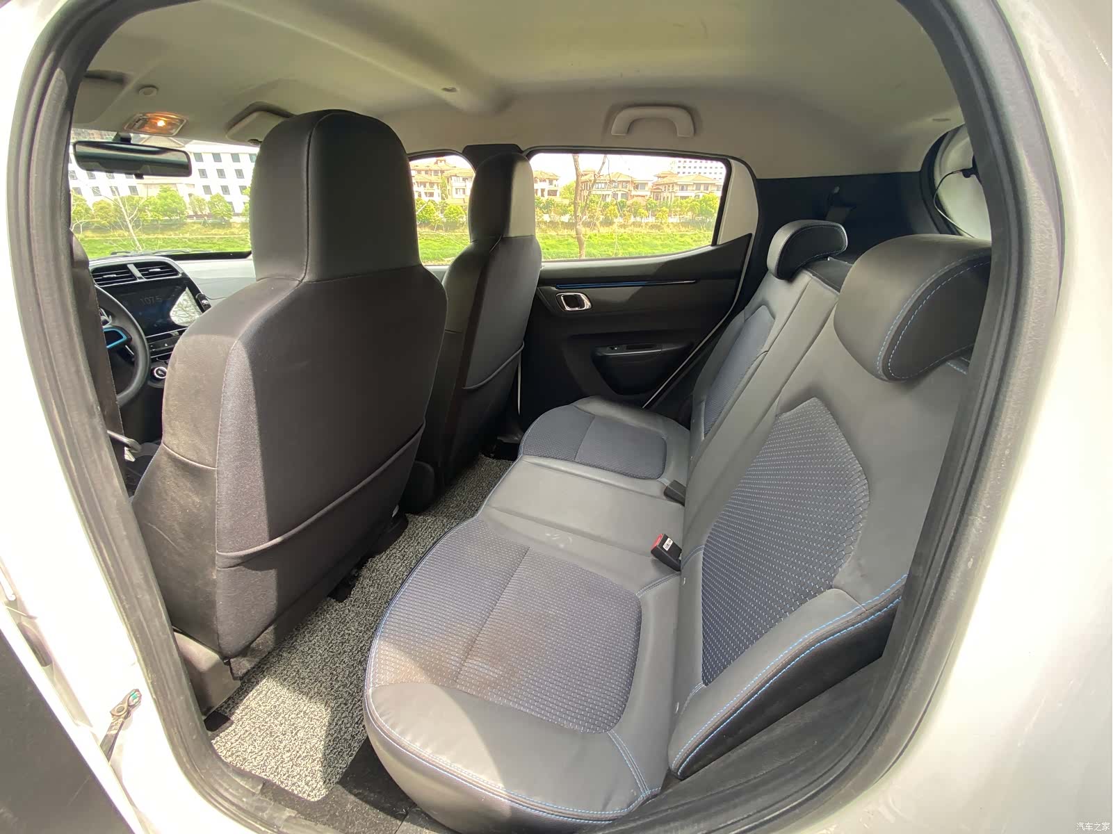 DongFeng e, 2020 11
