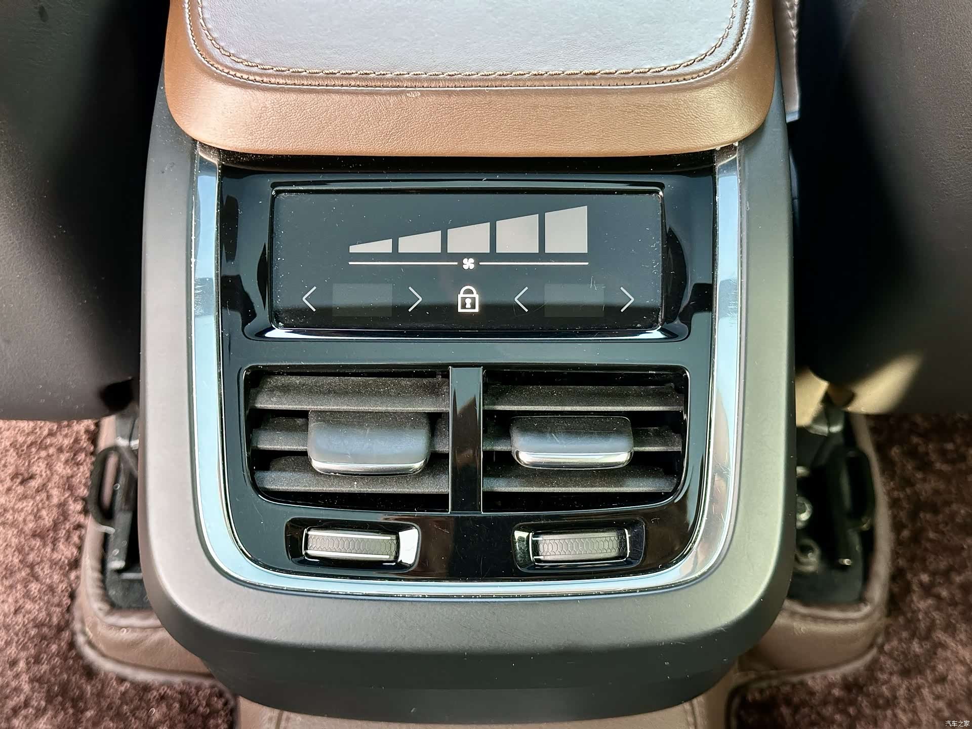 Volvo XC90, 2020 27