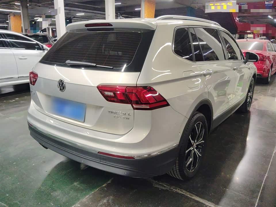 Volkswagen Tiguan L