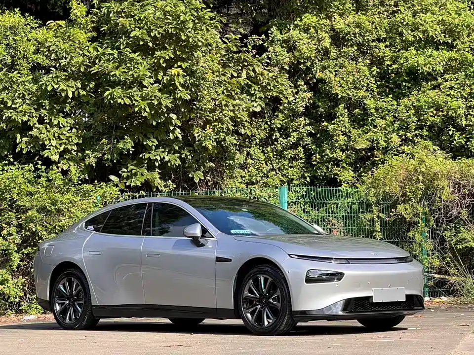 XPENG P7