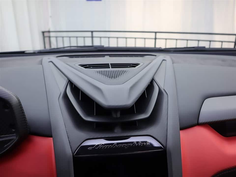 Lamborghini Revuelto Lamborghini Revuelto